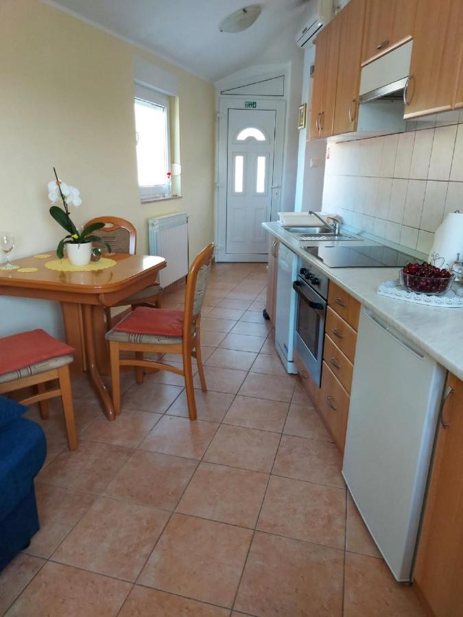 Apartman Luka Jadrtovac Extérieur photo